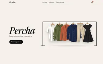 Portada de la web de Percha: un perchero negro con seis prendas de colores y el título Percha